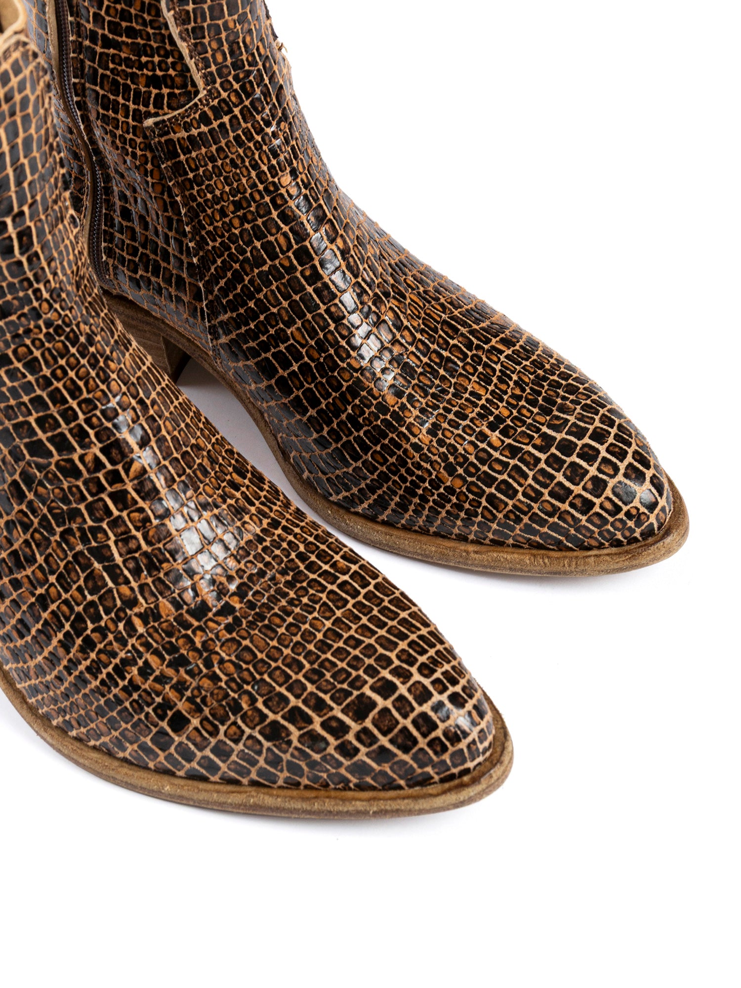 Tronchetti texani in vitello biscotto 2917