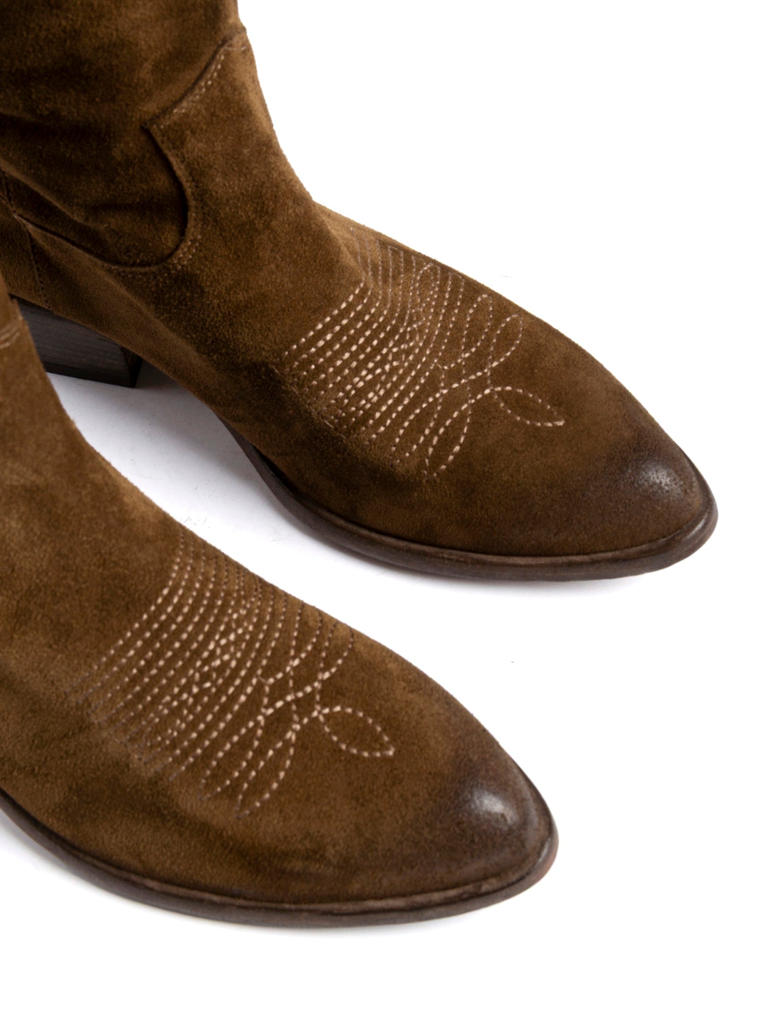 2925 Antelope Suede Cowboy Boots