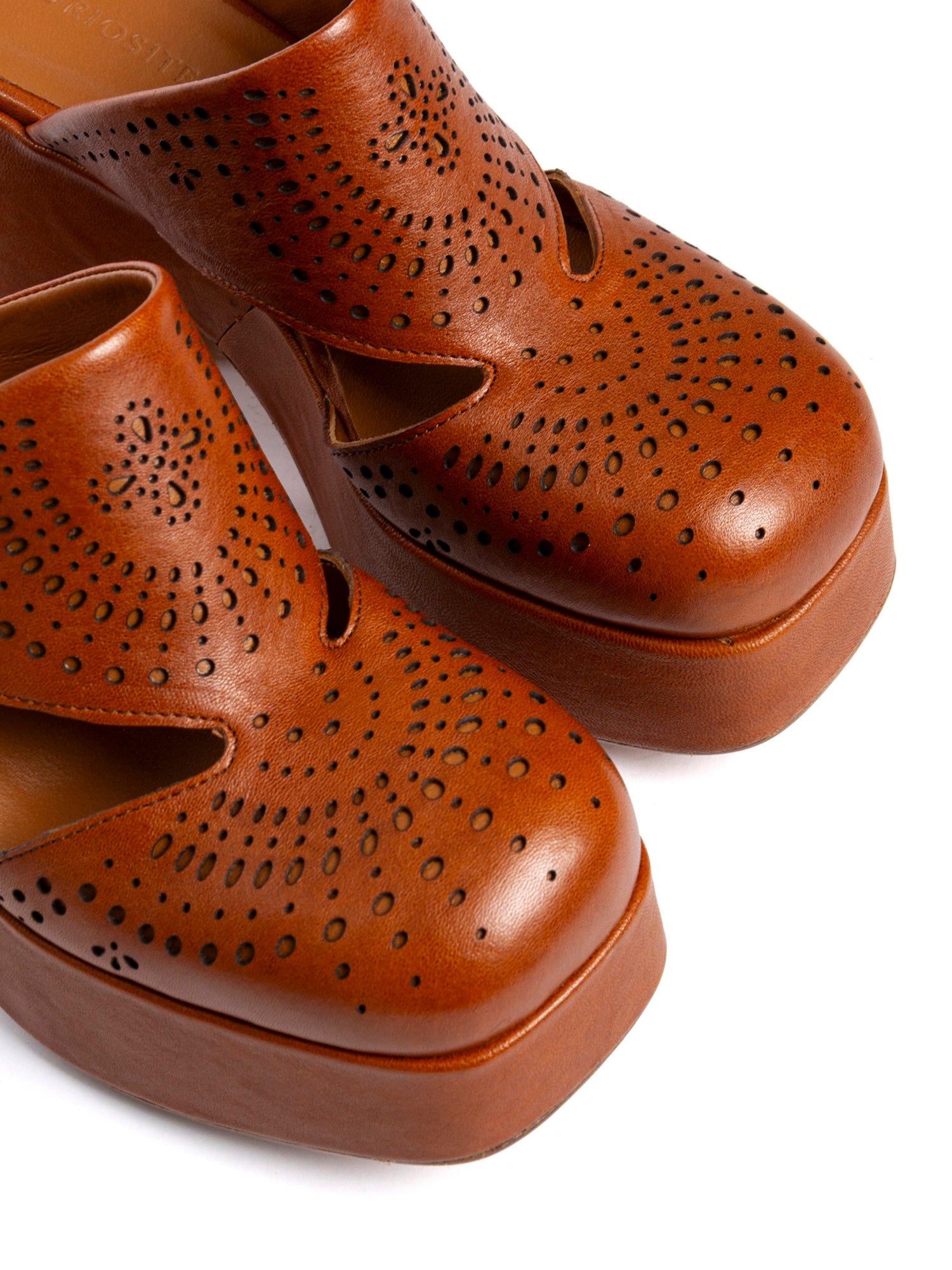 Mahogany calfskin wedges 2940