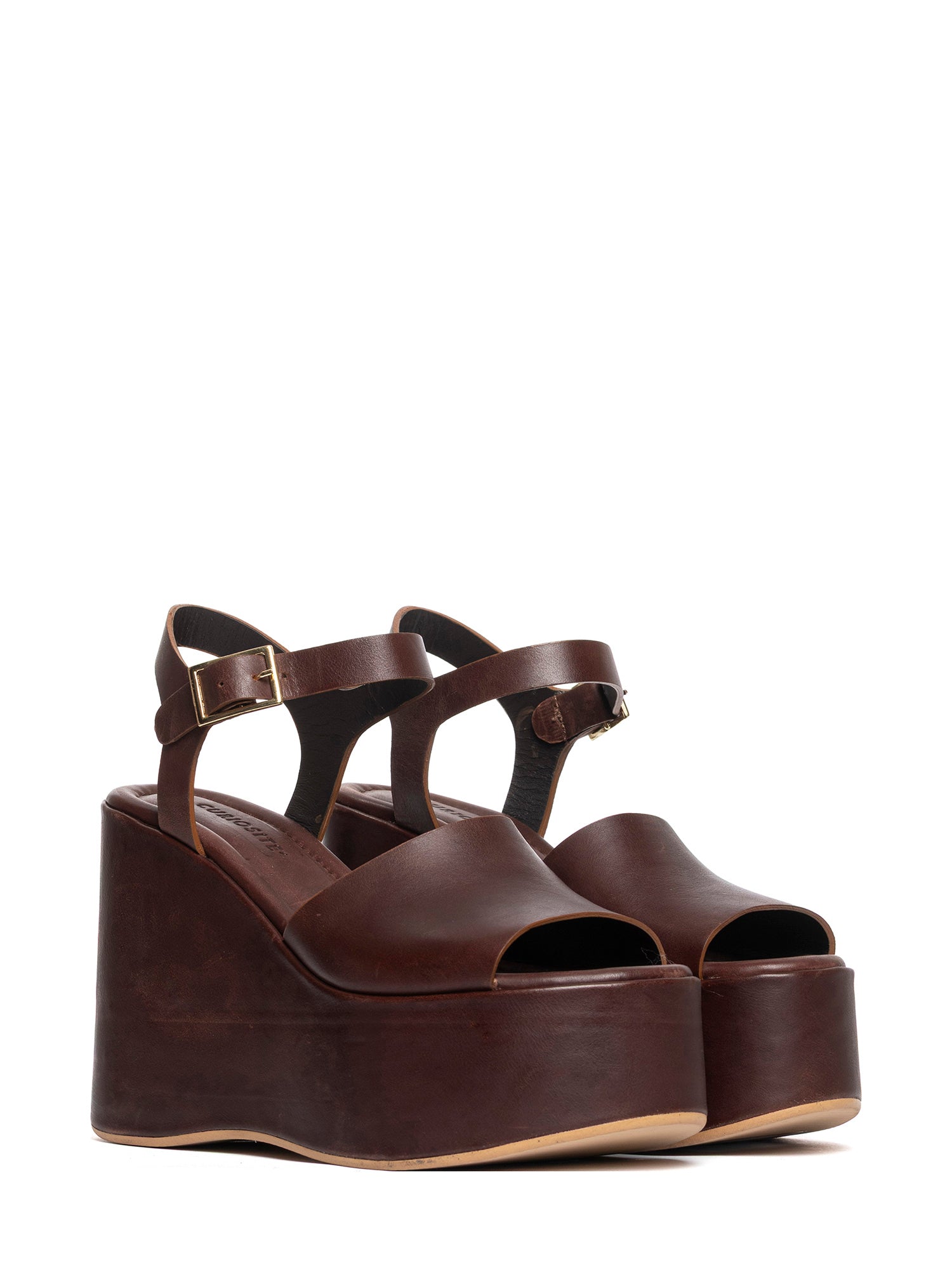 Chestnut calfskin wedges 2951