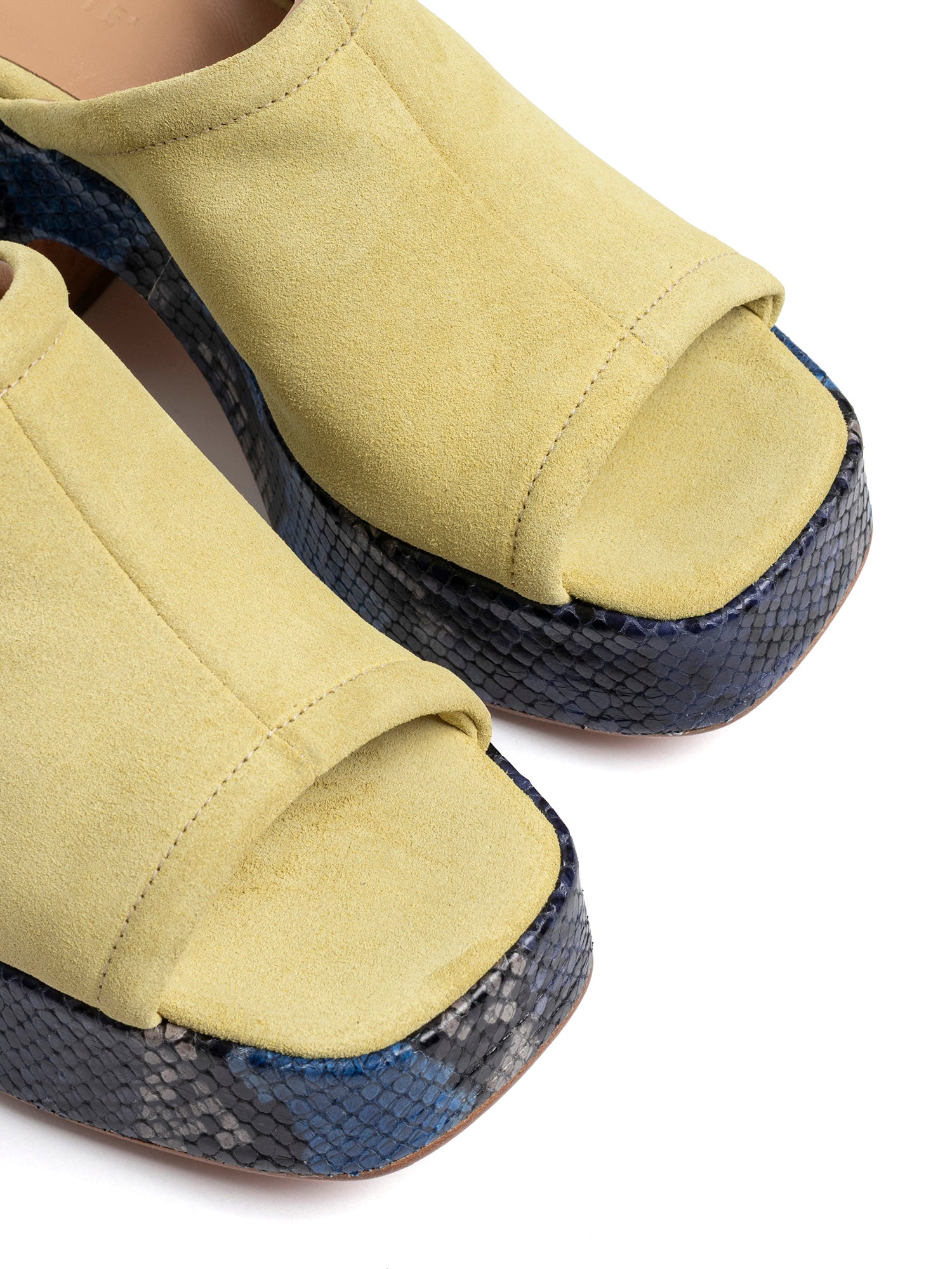 Zeppe in camoscio giallo e vitello pitonato 2471