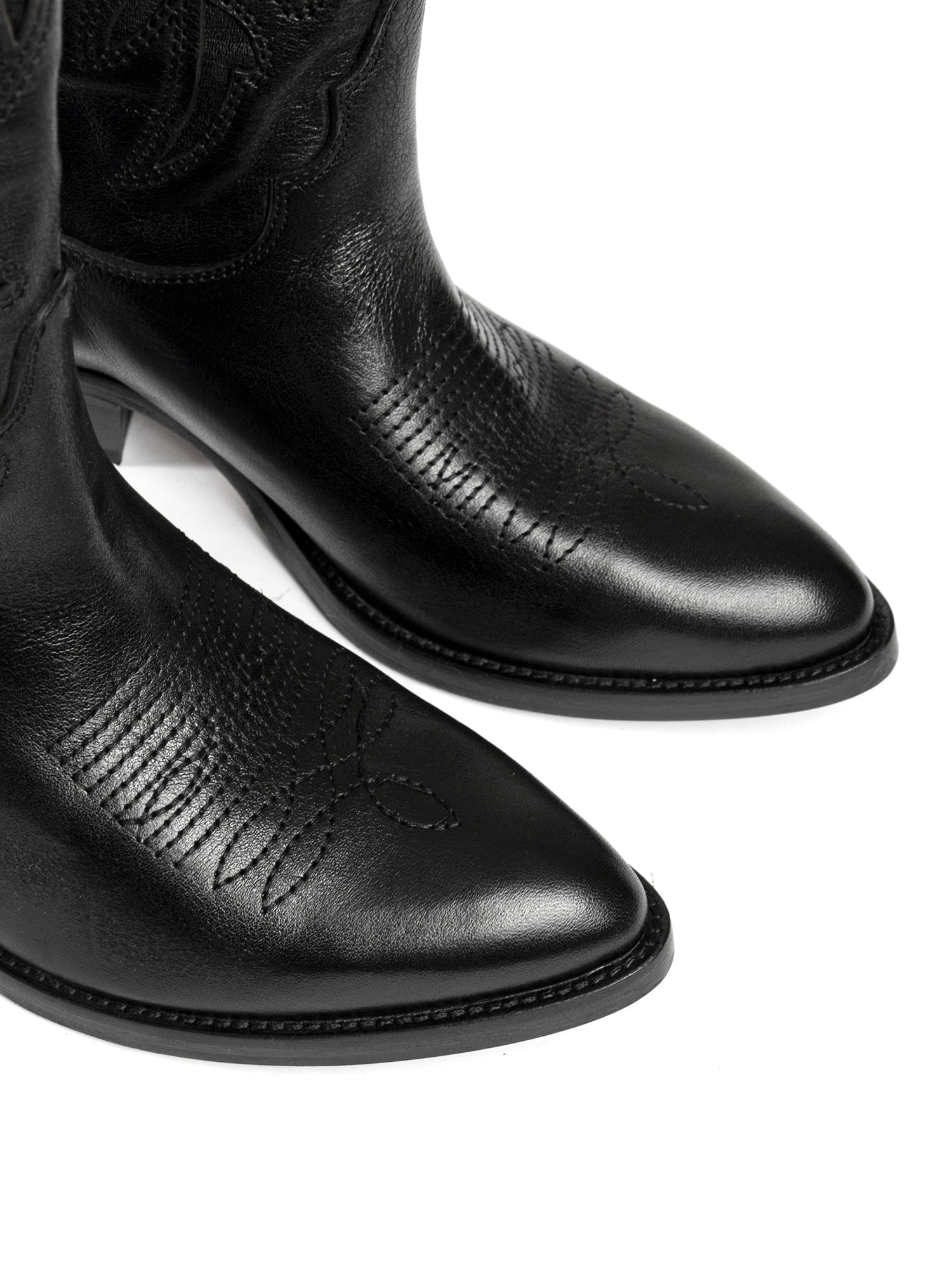 Stivali texani in vitello nero 2834