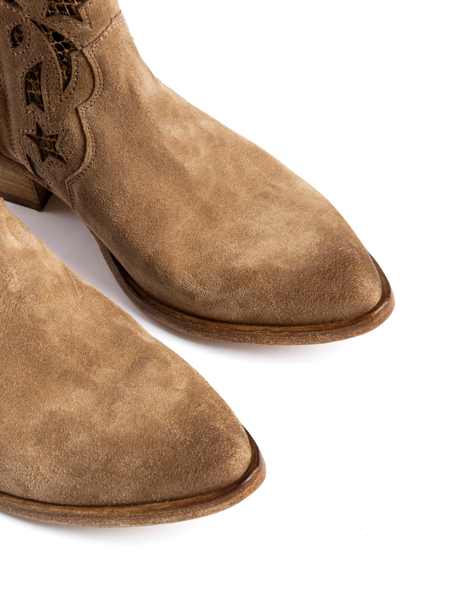 2920 cappuccino suede Texan ankle boots